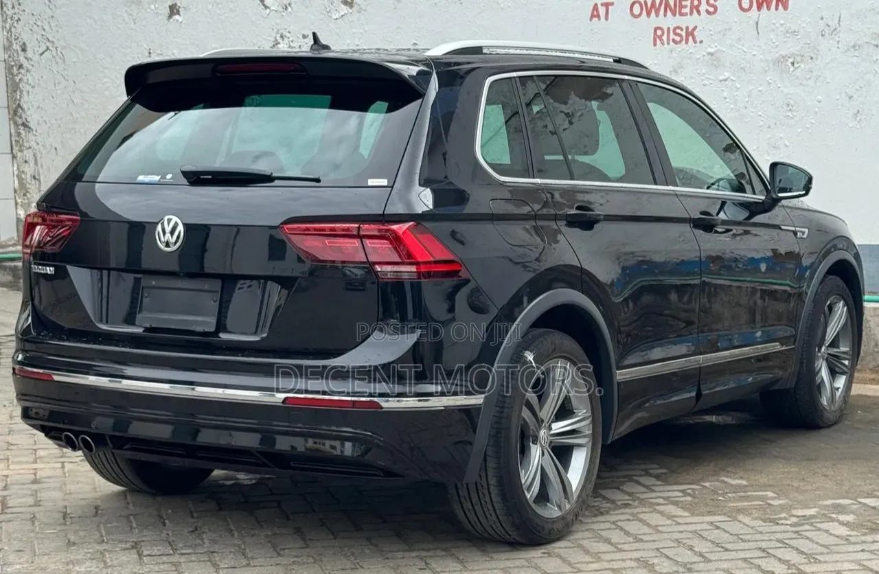 Volkswagen Tiguan 2019 Black