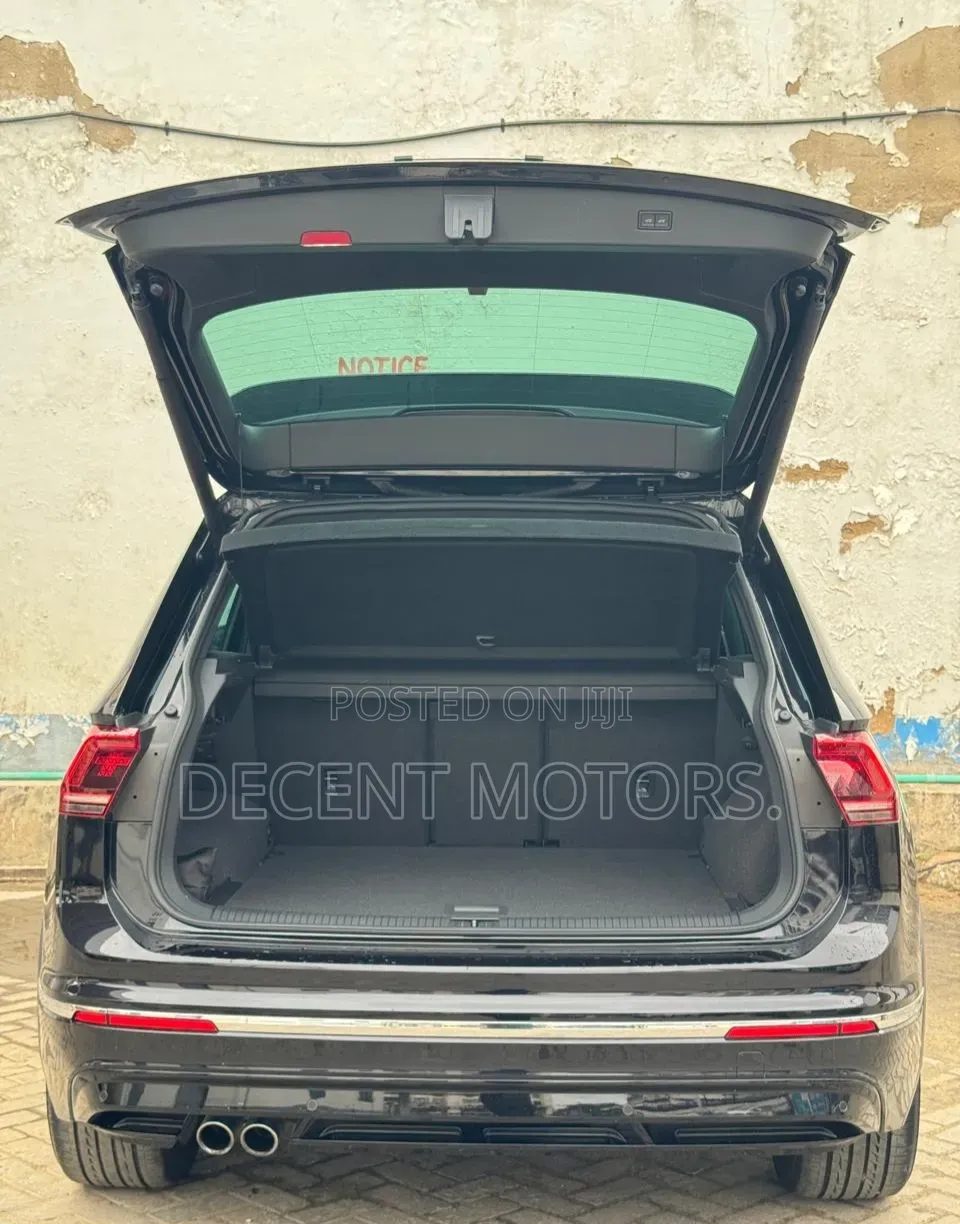 Volkswagen Tiguan 2019 Black