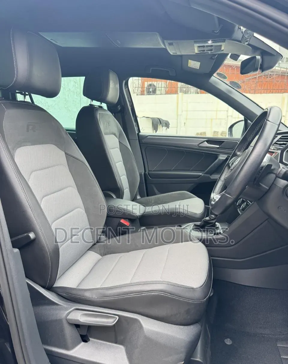 Volkswagen Tiguan 2019 Black
