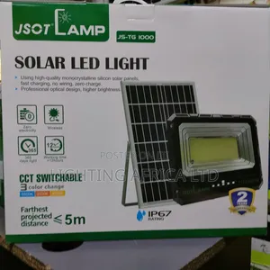1000 Watts Floodlight Solar Complete With Bracket and Remote