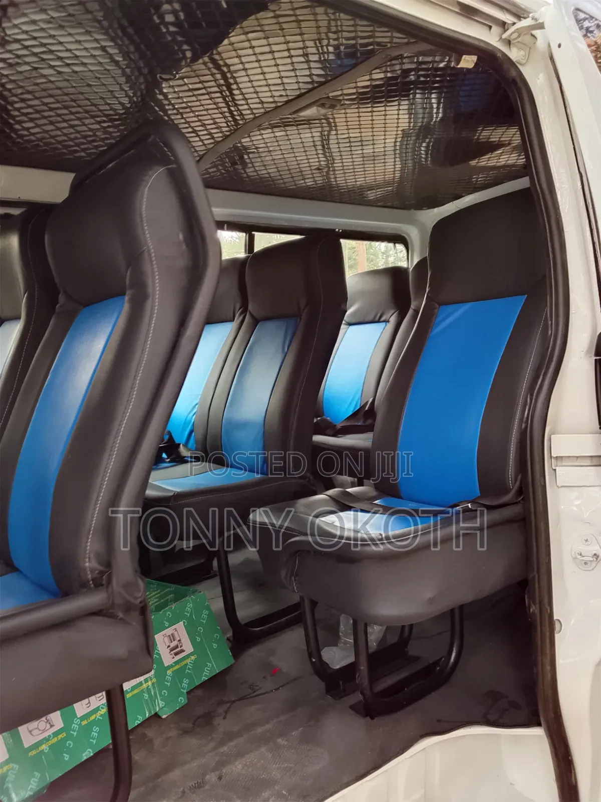 Toyota HiAce 2016 White