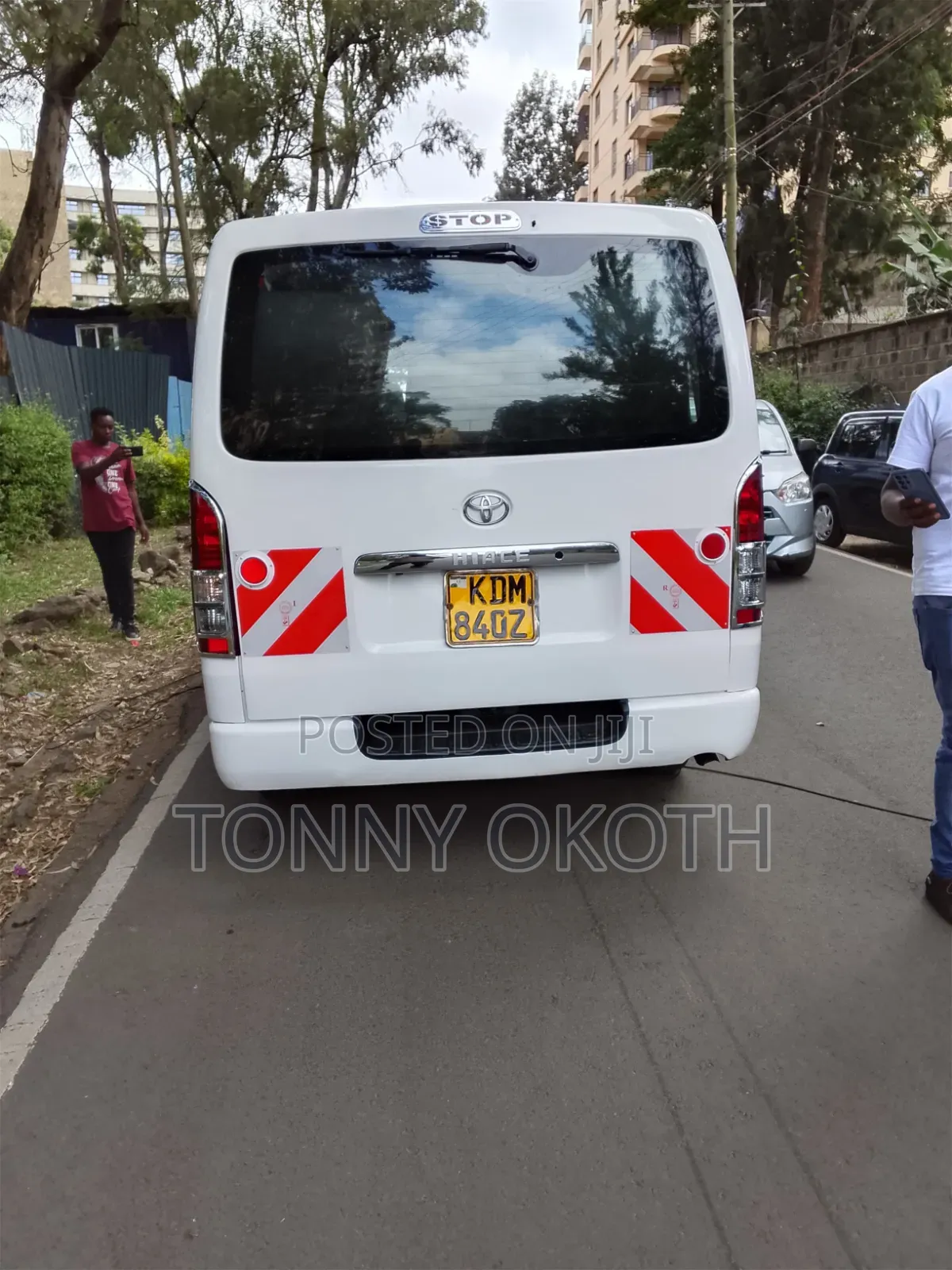 Toyota HiAce 2016 White