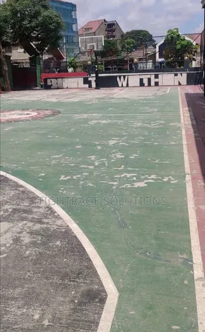 Professional Tennis Court Flooring
