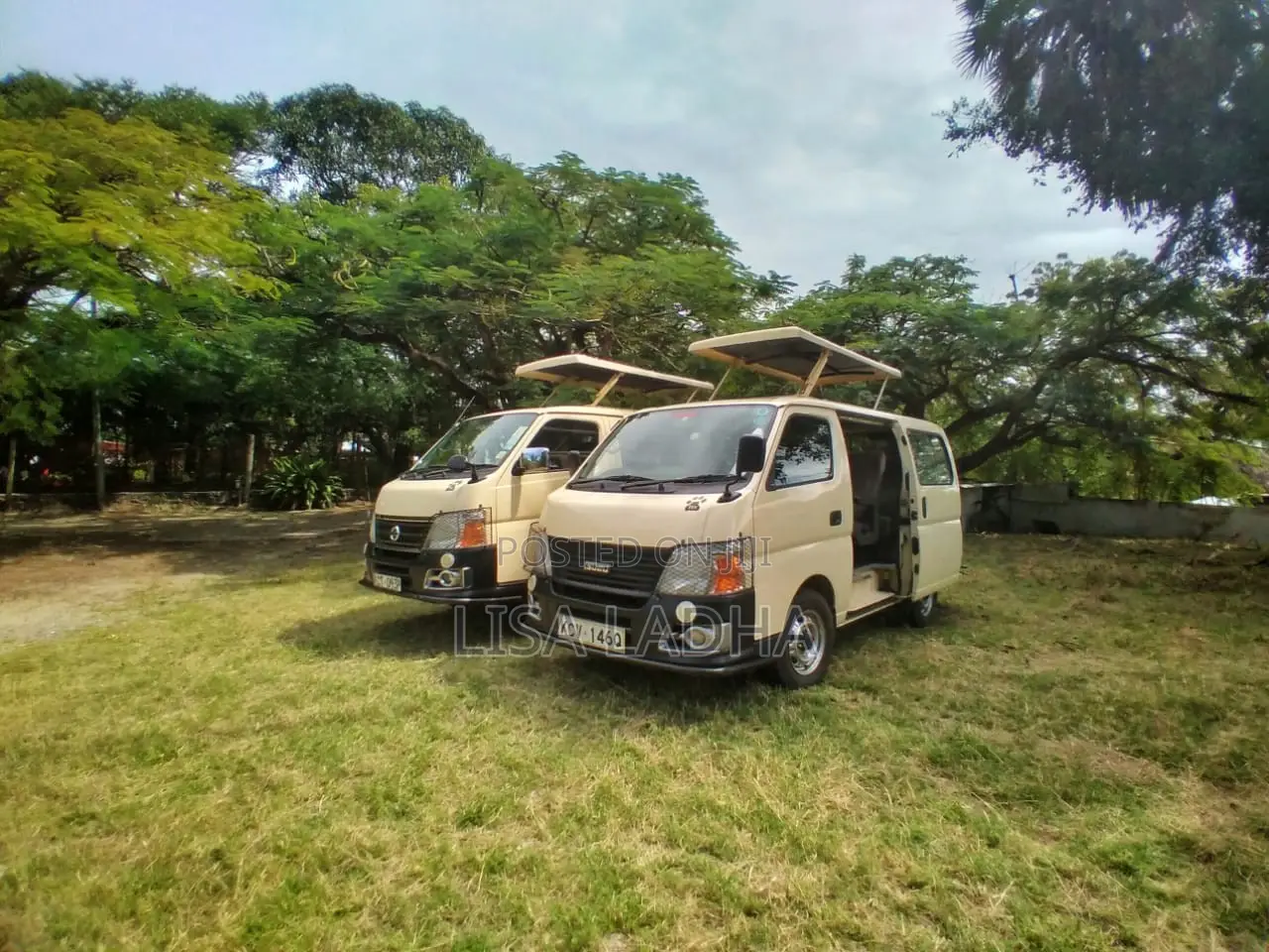 Nissan Caravan 2014 Beige