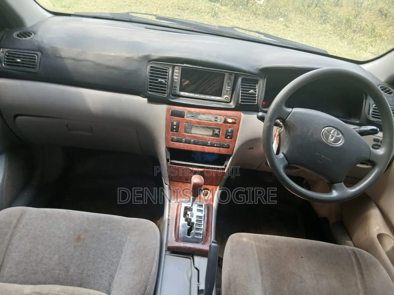 Toyota Corolla 2004 Gray