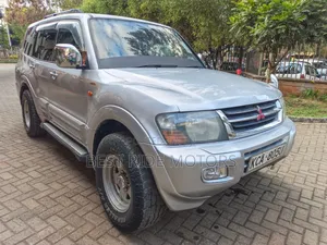 Mitsubishi Pajero 3.2 Di-D 2008 Silver