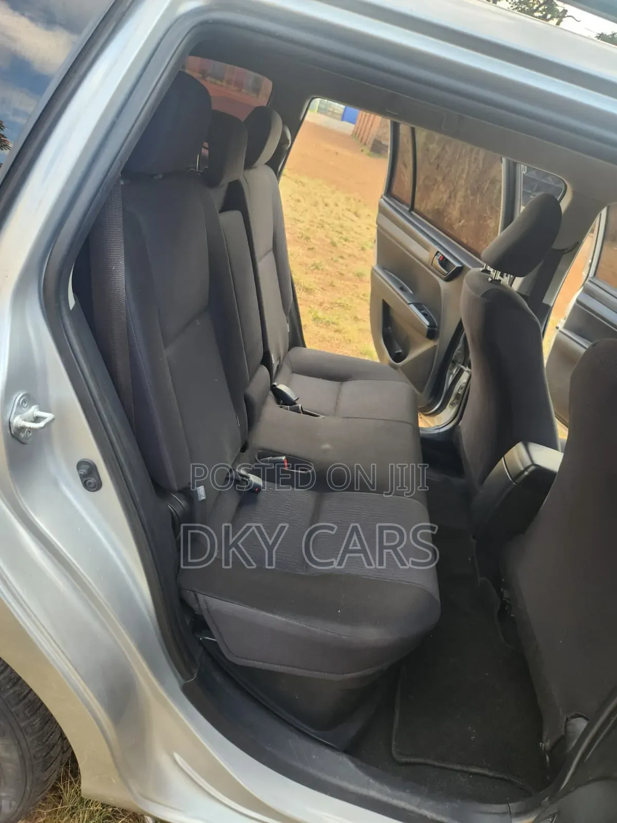 Toyota Corolla Fielder 2017 Silver