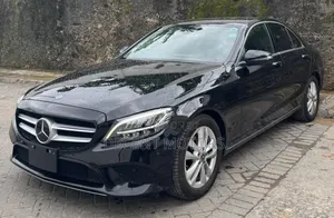Mercedes-Benz C180 2019 Black