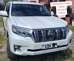 Toyota Land Cruiser Prado 2019 White