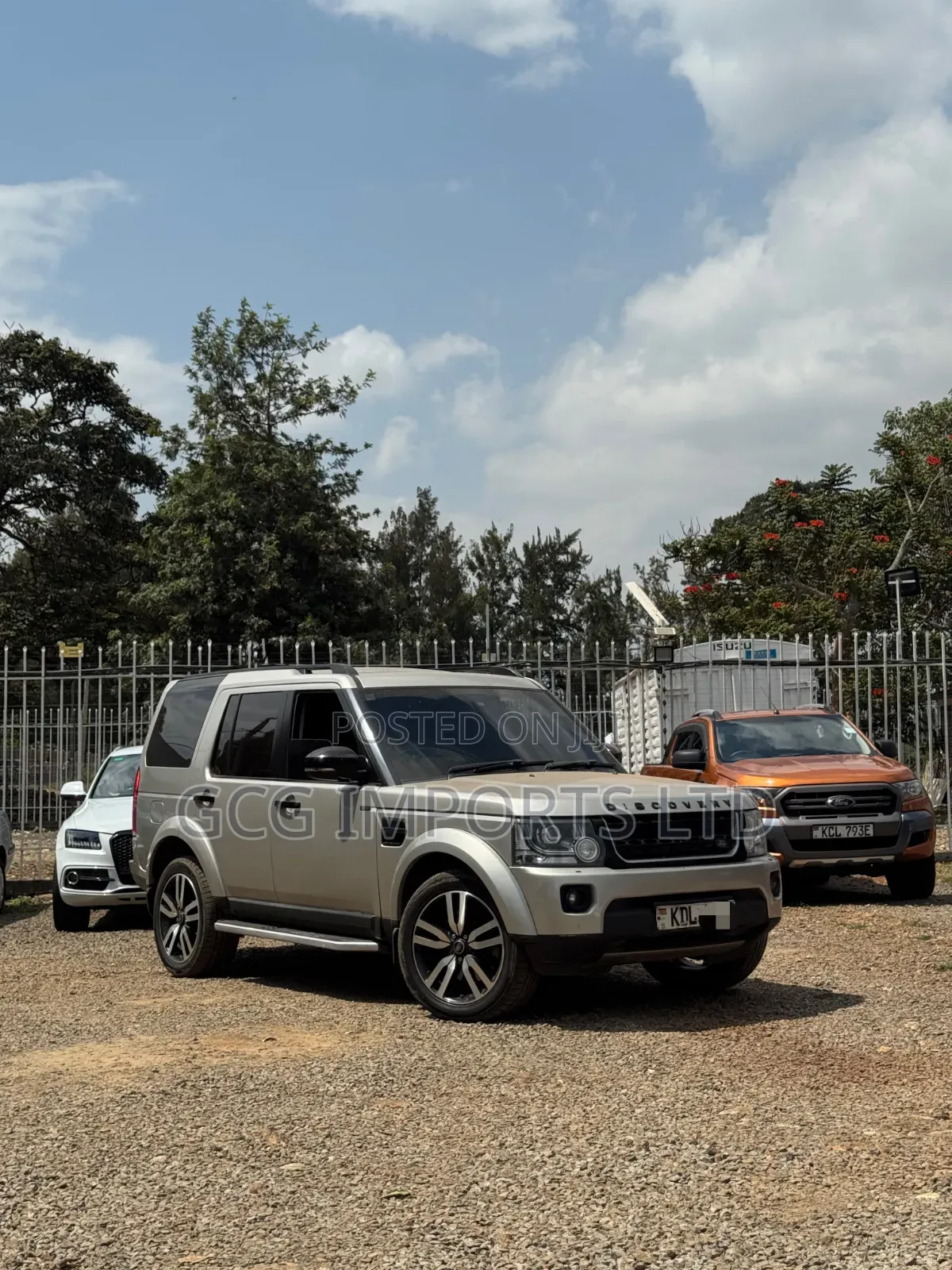 Land Rover Discovery 2015 Silver