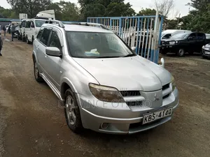 Mitsubishi Airtrek 2005 Silver