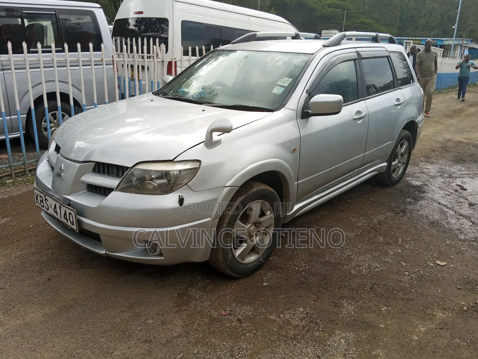 Mitsubishi Airtrek 2005 Silver