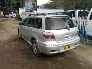 Mitsubishi Airtrek 2005 Silver