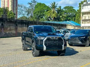Toyota Hilux 2019 Black