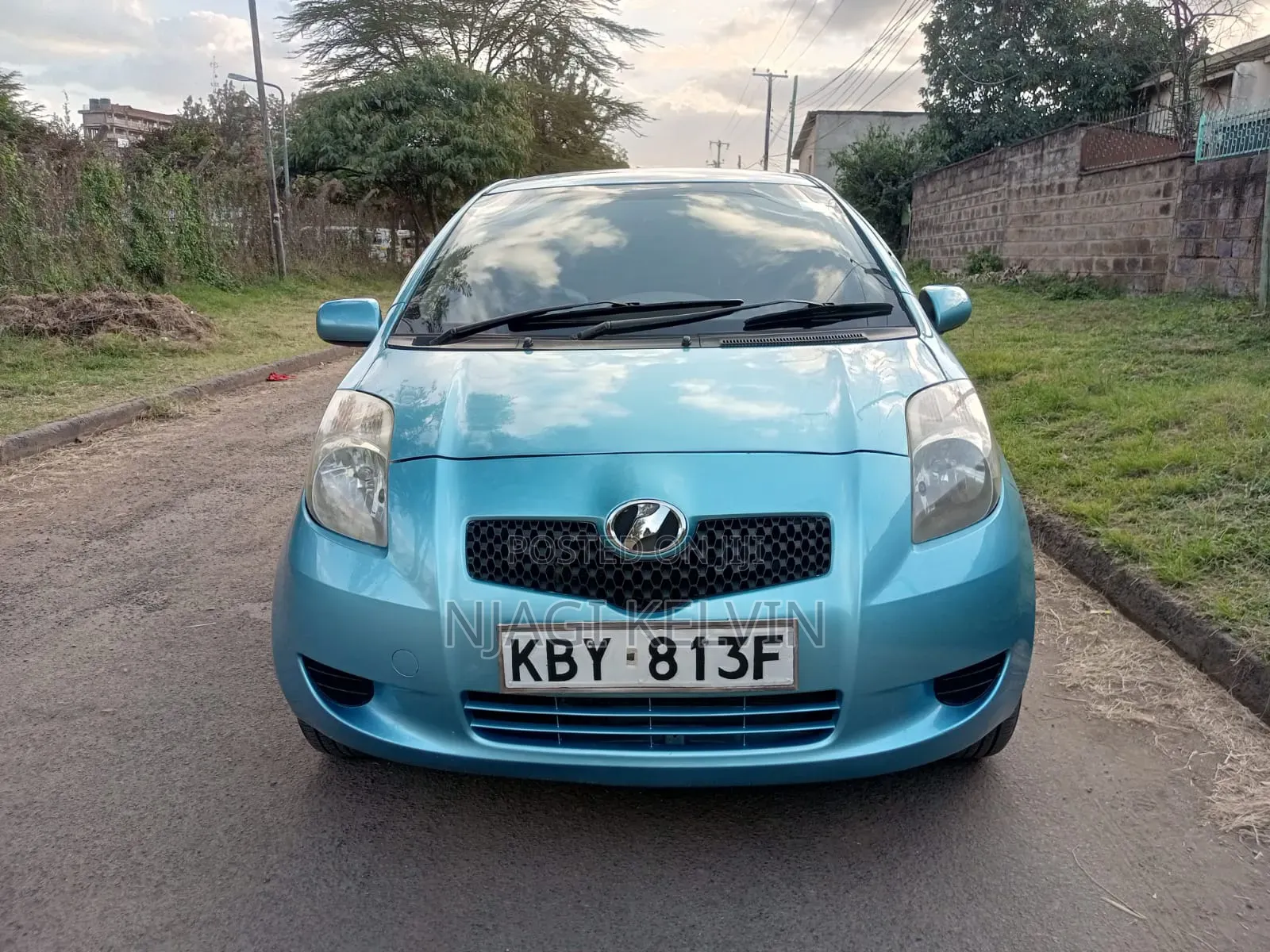 Toyota Vitz 2007 Blue