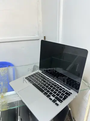 Laptop Apple MacBook Pro 8GB Intel Core i5 SSD 256GB