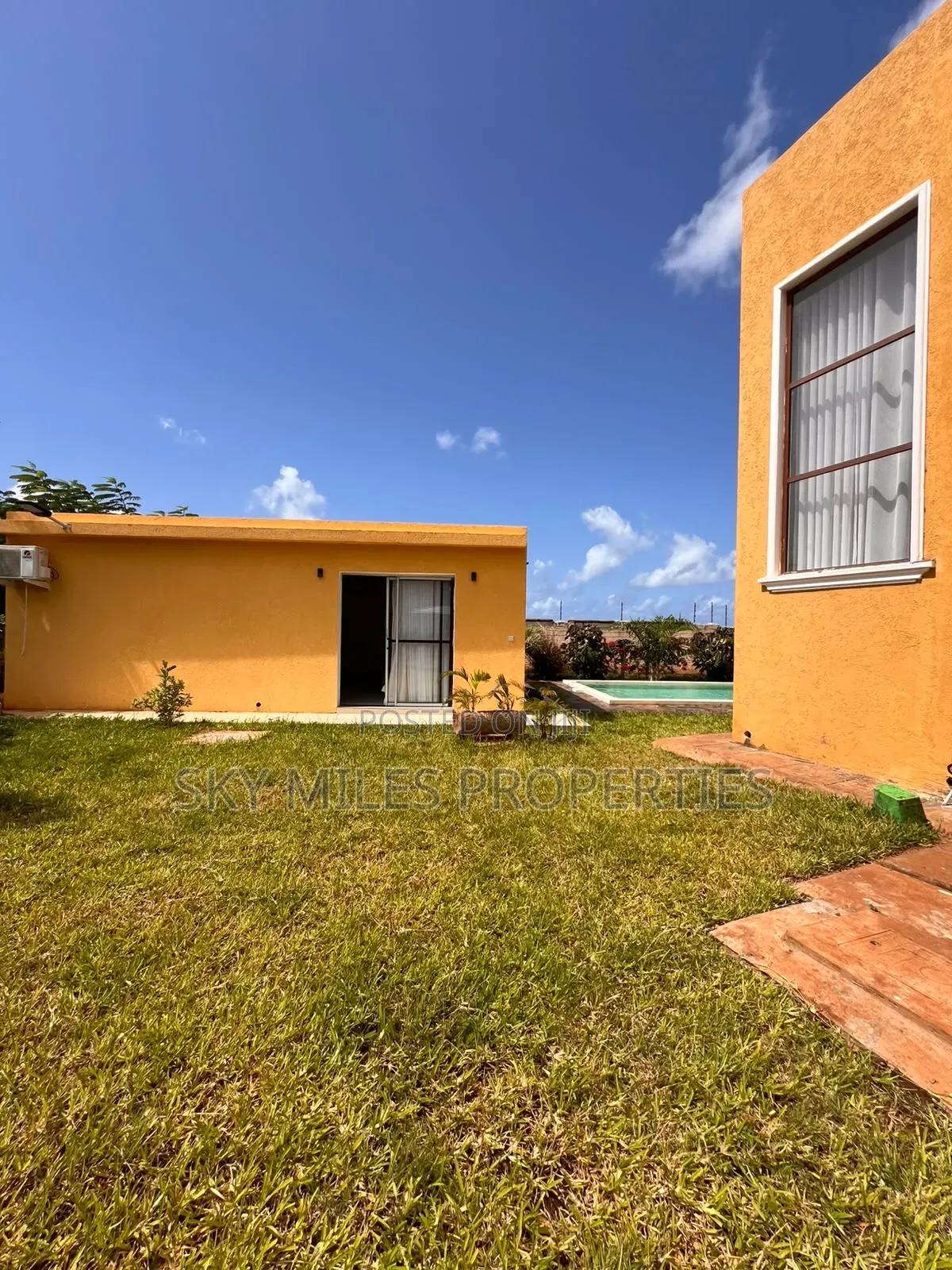 Furnished 3bdrm Maisonette in Pazuri Estate, Vipingo for sale
