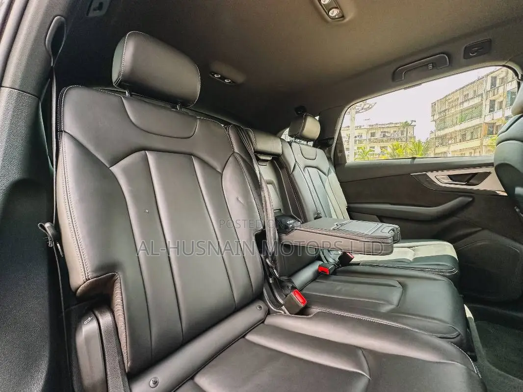 Audi Q7 3.0T Premium AWD quattro 2018 Gray