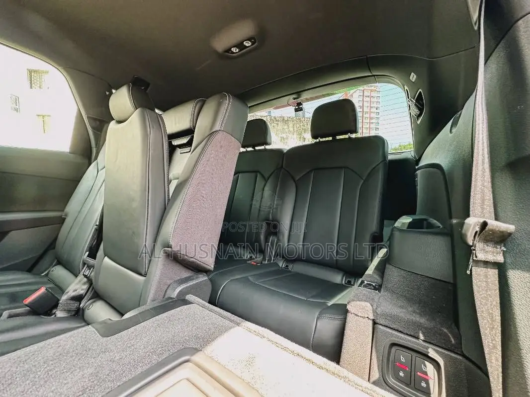 Audi Q7 3.0T Premium AWD quattro 2018 Gray