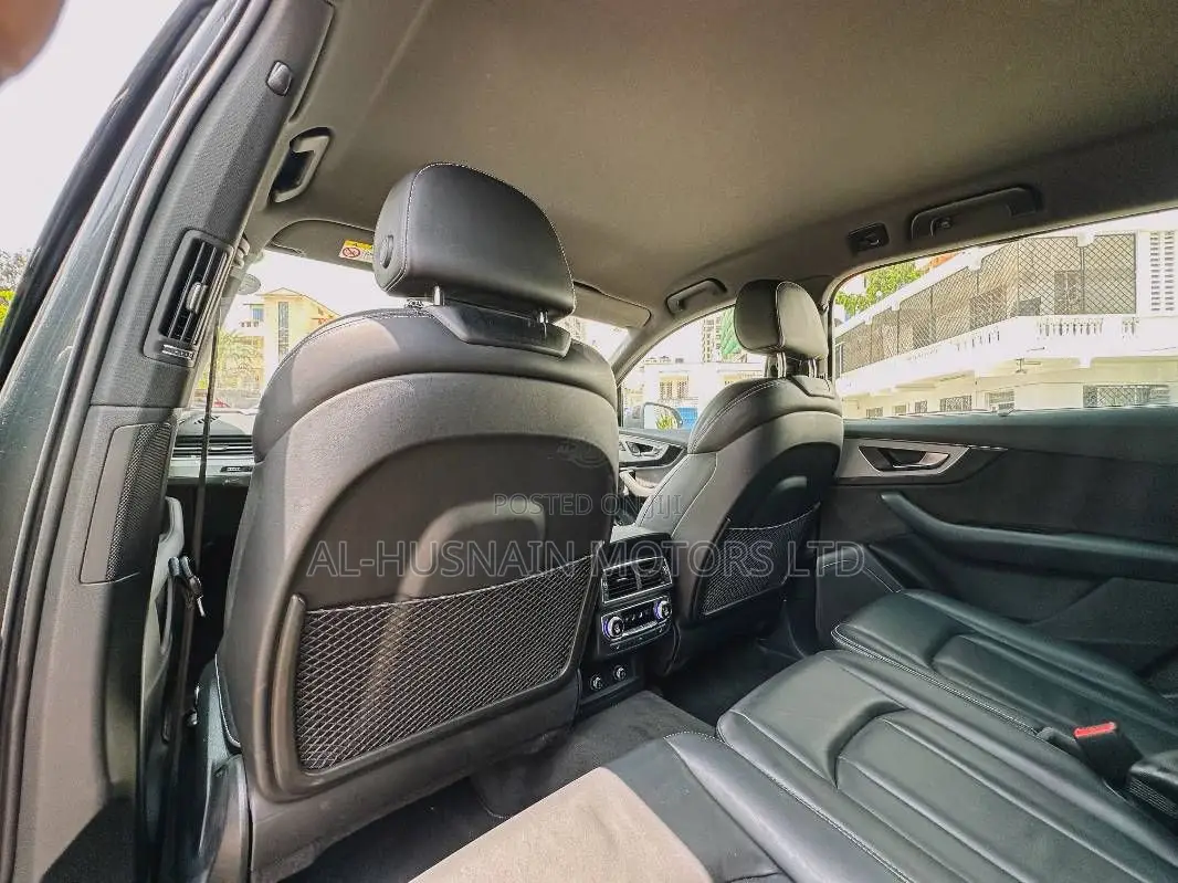 Audi Q7 3.0T Premium AWD quattro 2018 Gray
