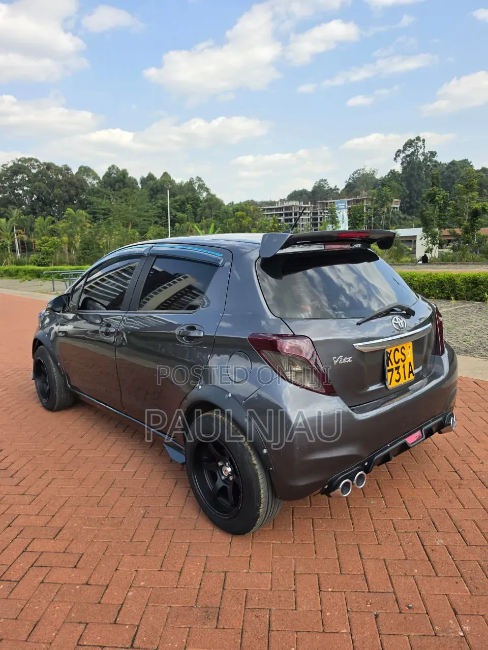 Toyota Vitz 2012