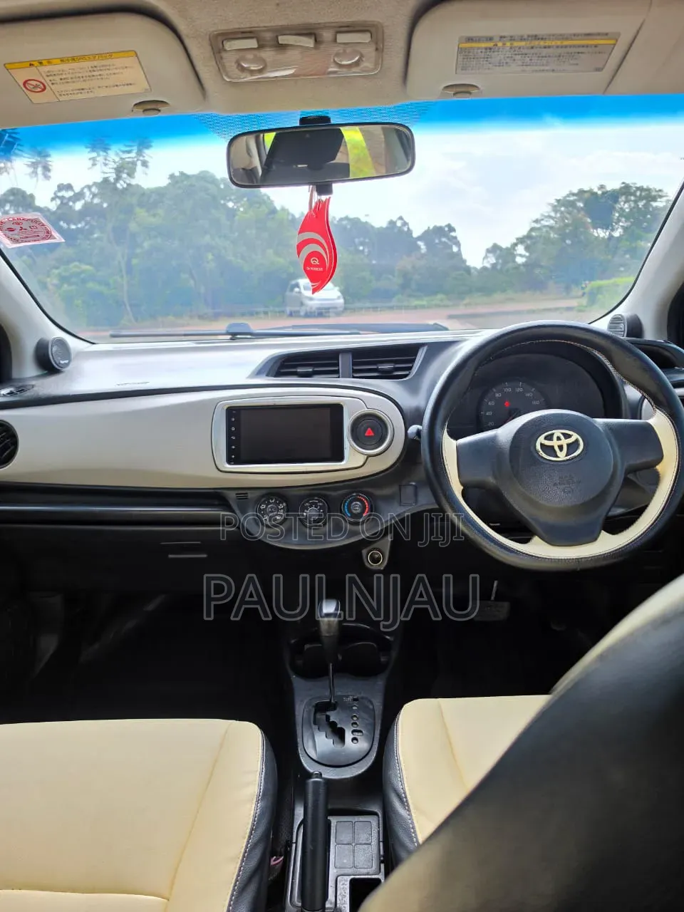 Toyota Vitz 2012