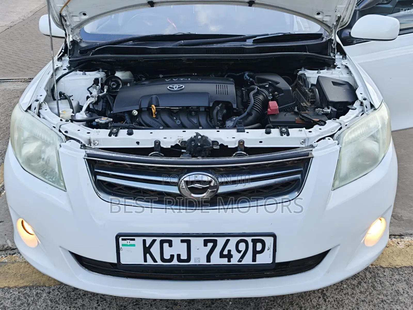 Toyota Corolla Fielder 2010 White