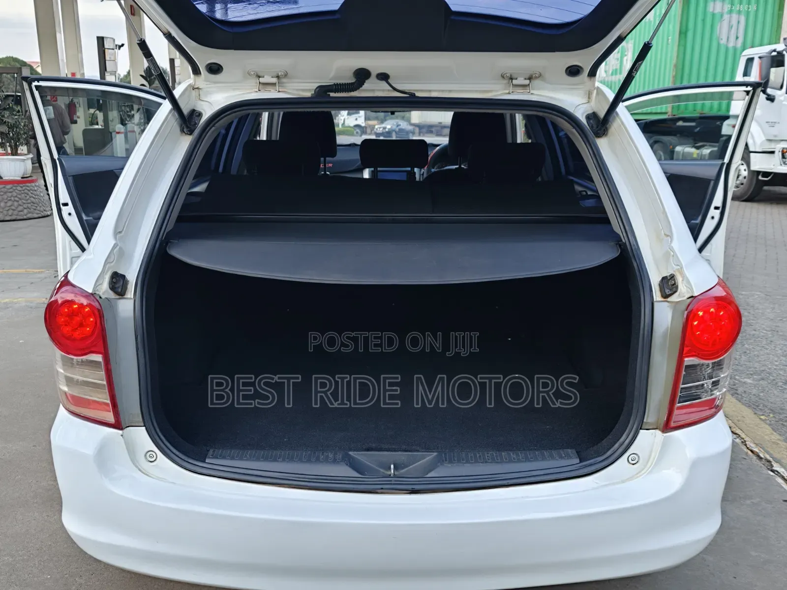 Toyota Corolla Fielder 2010 White