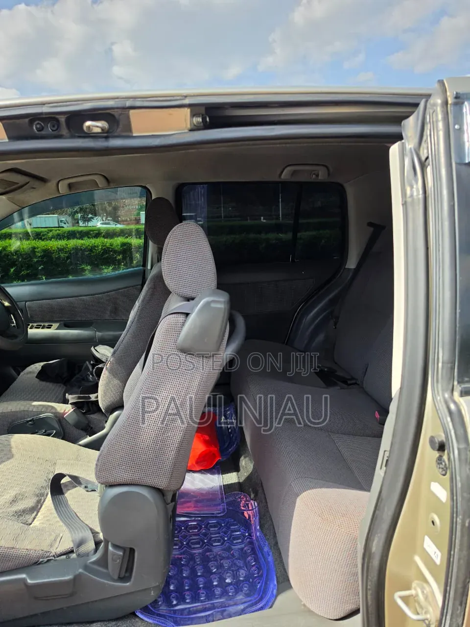 Toyota Raum 2005