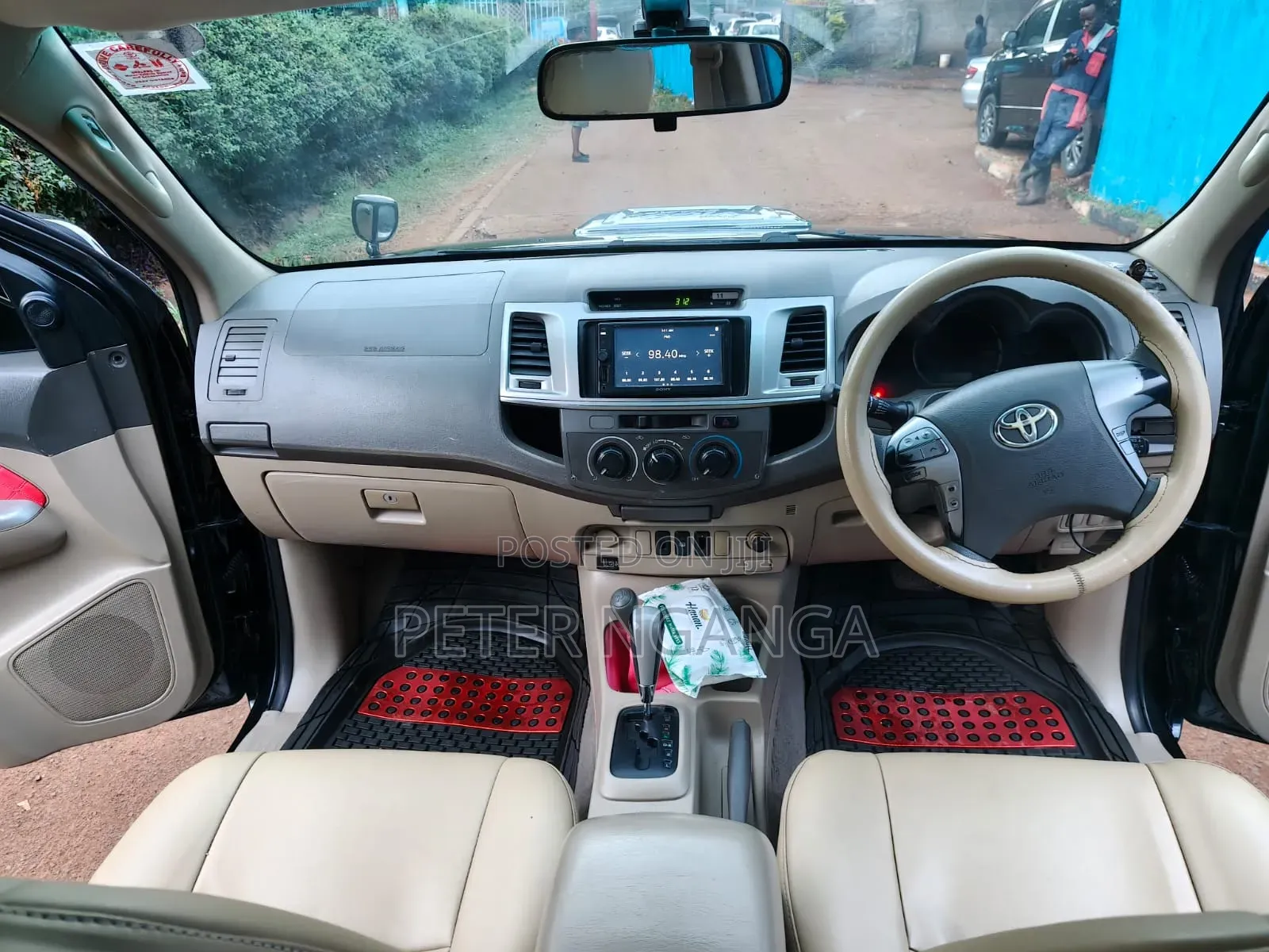 Toyota Hilux 2012 Matt Black