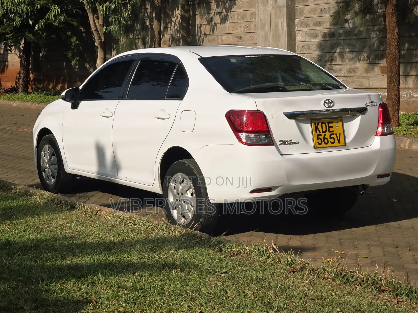 Toyota Axio 2015