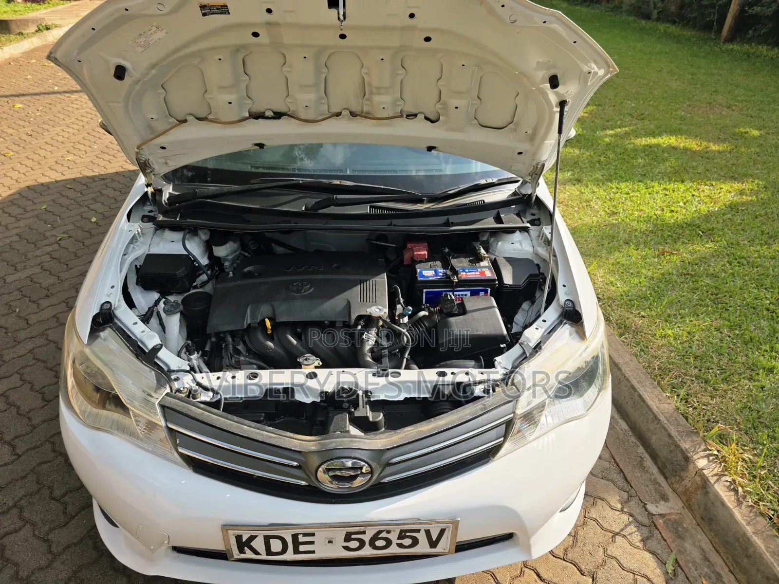 Toyota Axio 2015