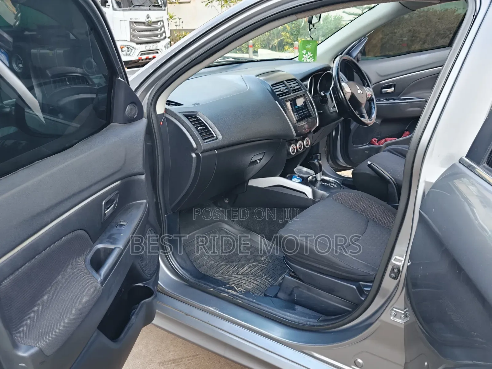 Mitsubishi RVR 2.0 2011 Gray