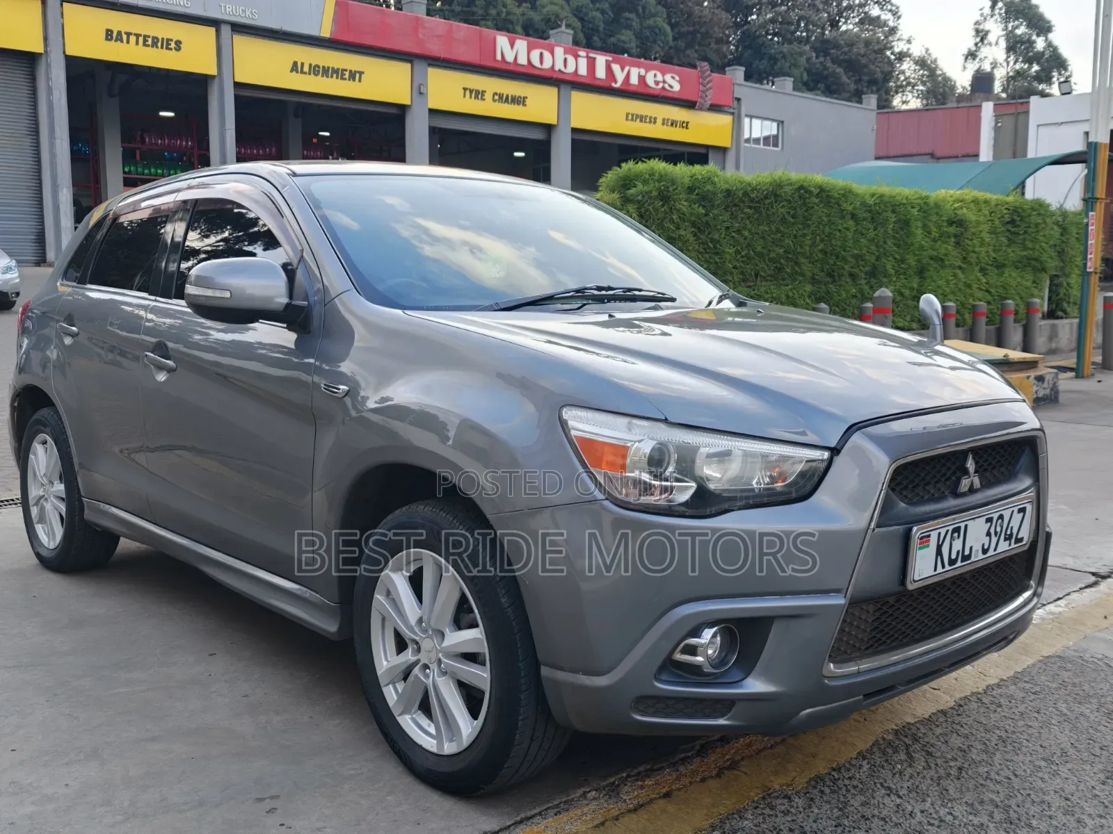 Mitsubishi RVR 2.0 2011 Gray
