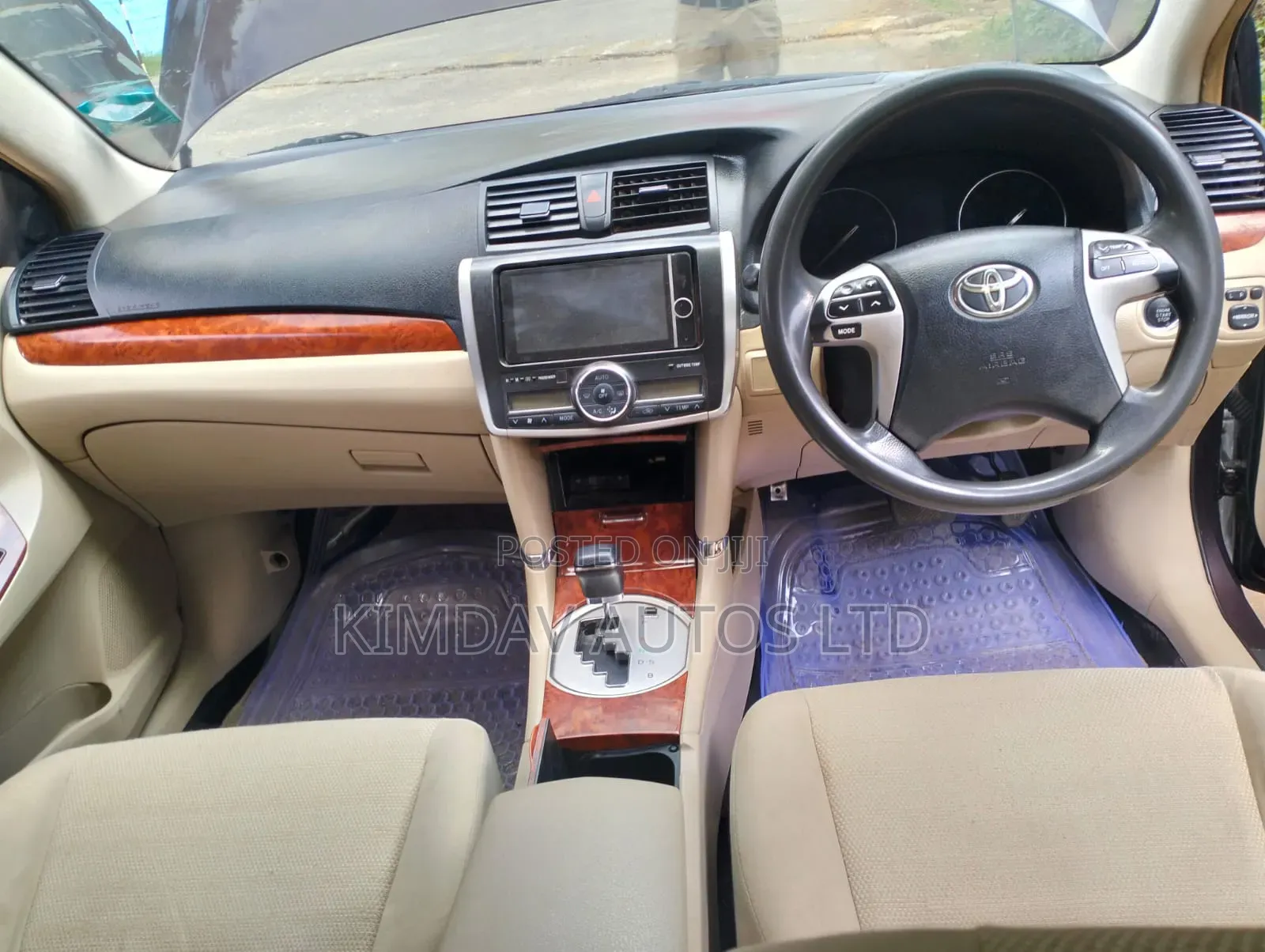 Toyota Allion 2014 Maroon
