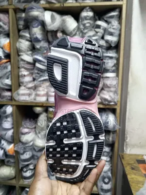 Nike Shoes Vomero