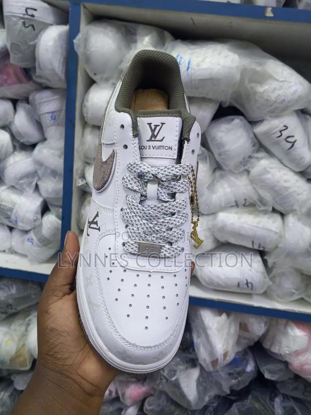 Louis Vuitton/ Air Force 1 Customized Available - thumbnail 2