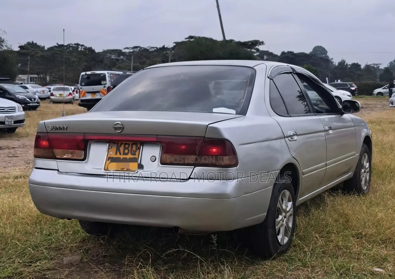 Nissan Sunny 2005 Silver