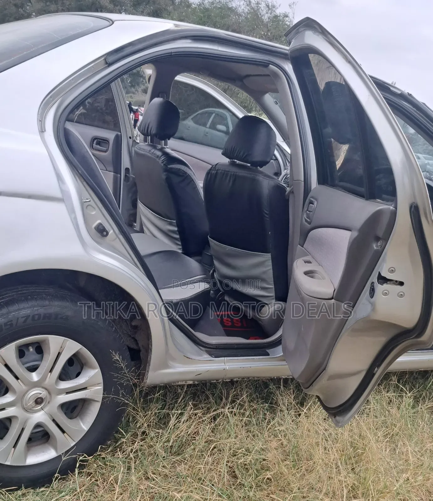 Nissan Sunny 2005 Silver