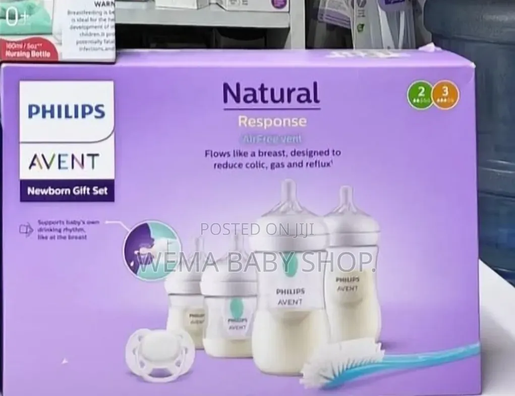 Philip Avent Natural Response Newborn Gift Set -Bottles/Pacifier/Brush