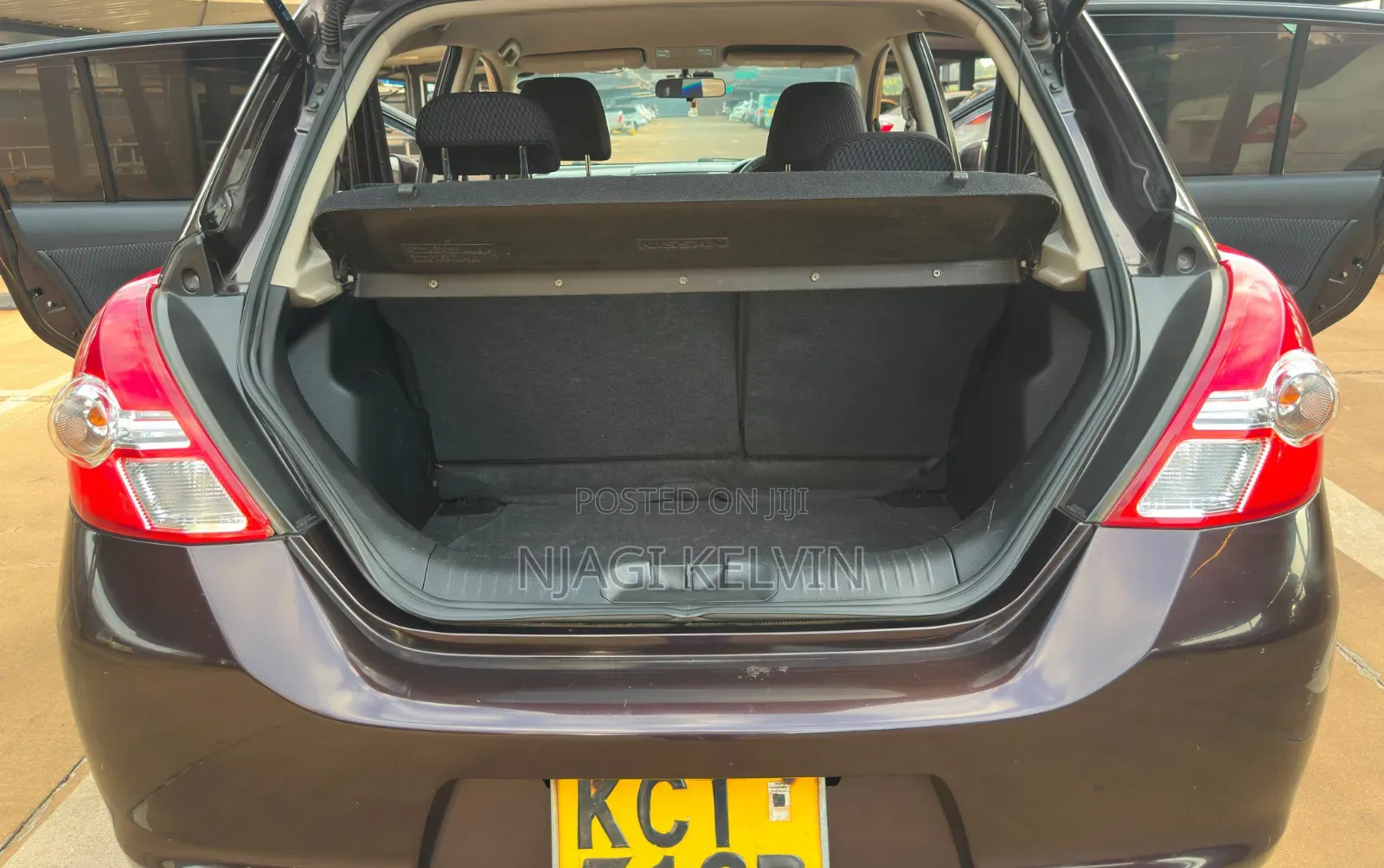 Nissan Tiida 2012 Burgundy