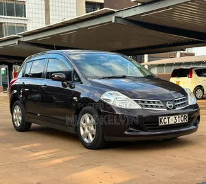 Nissan Tiida 2012 Burgundy
