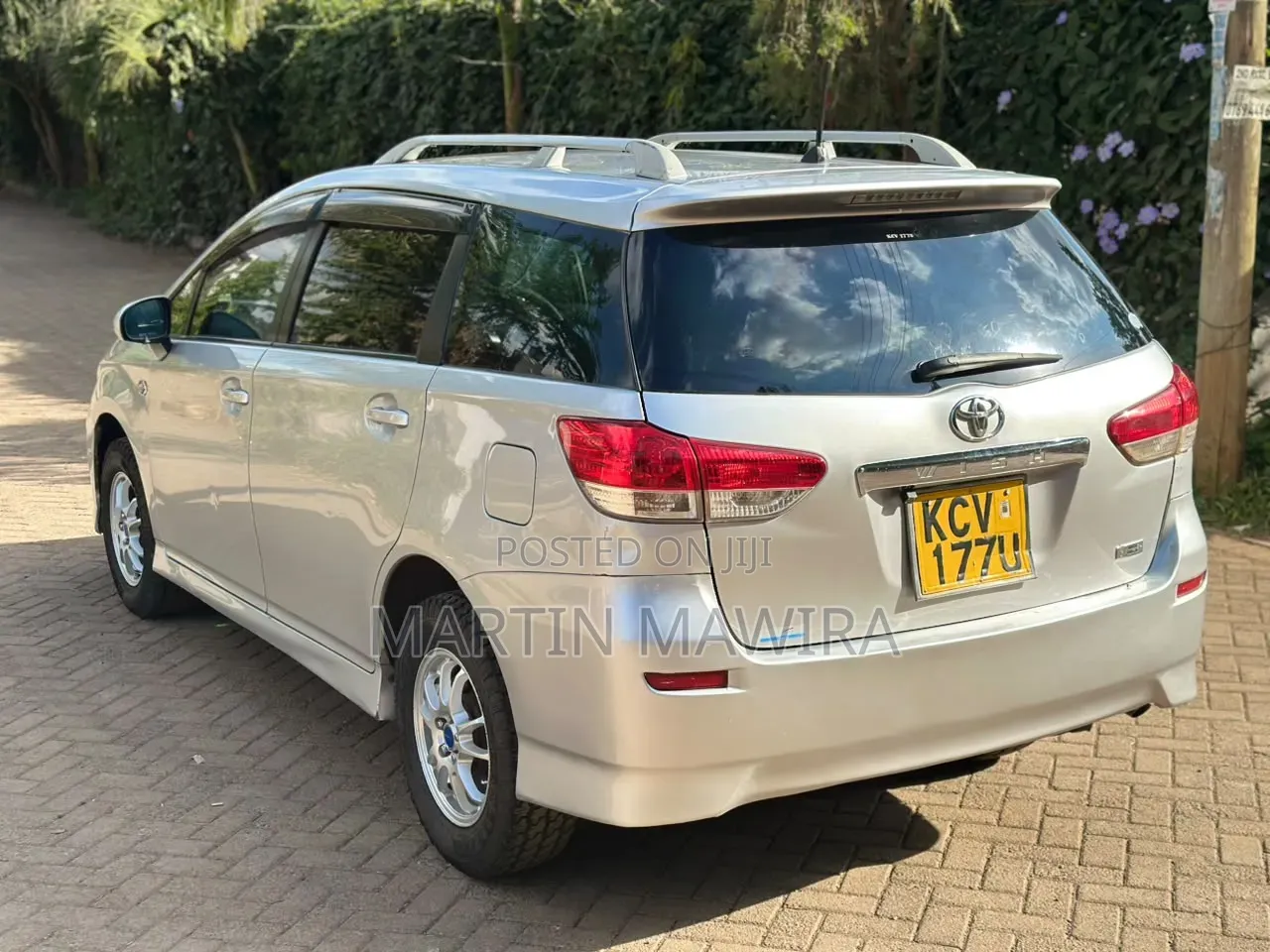 Toyota Wish 2012 Silver