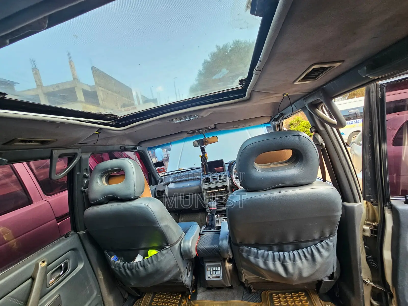 Mitsubishi Pajero 1993 Beige