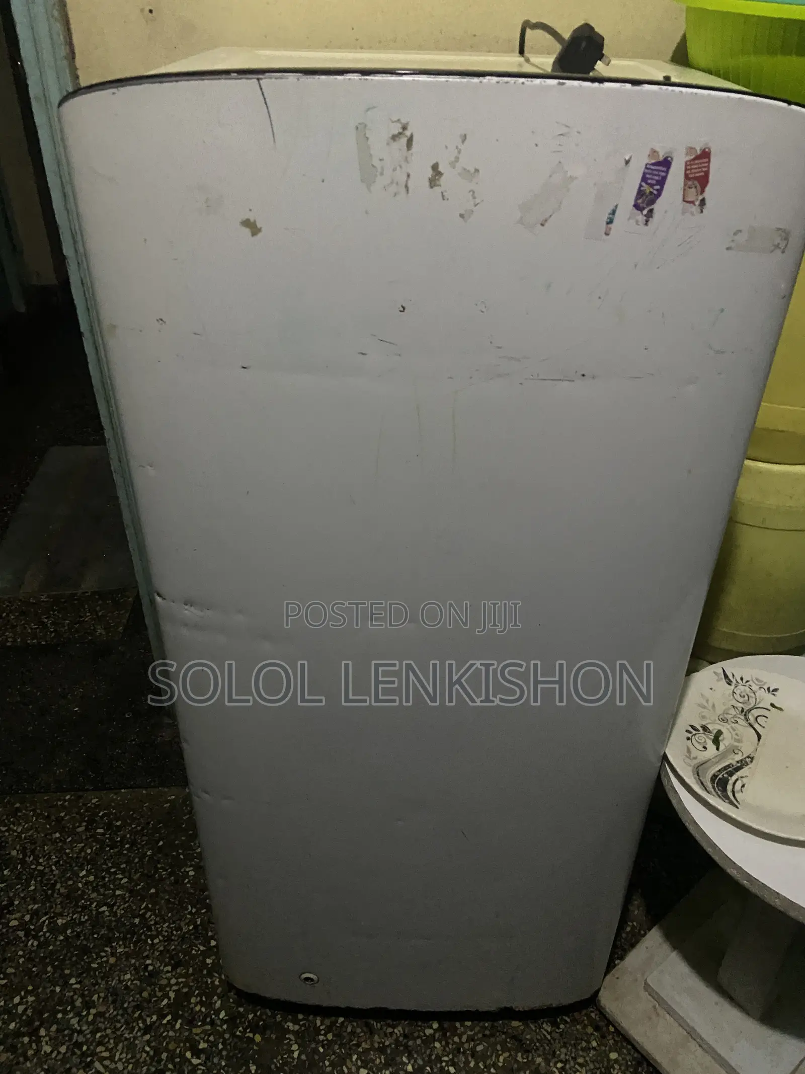 Refrigerator