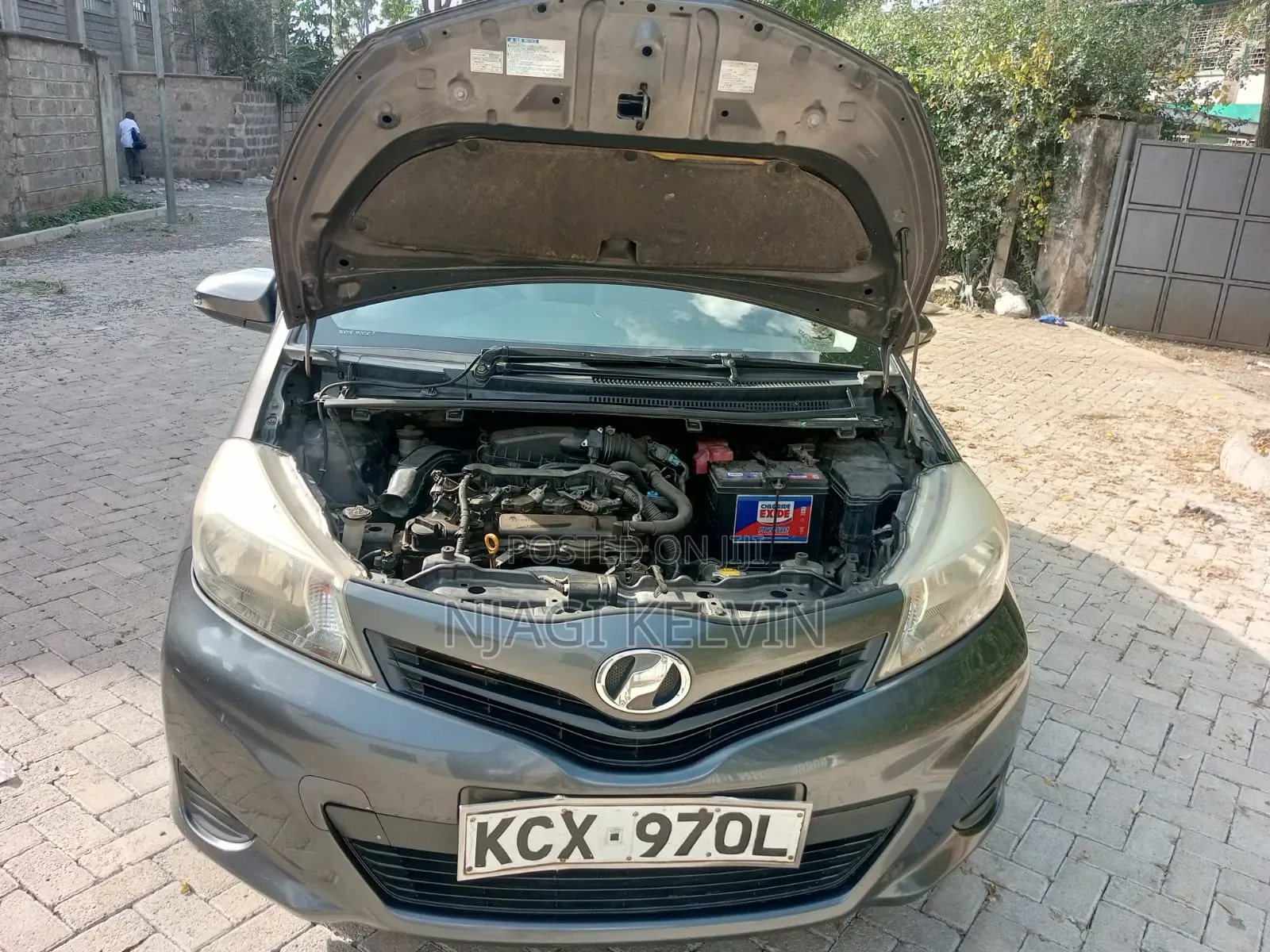 Toyota Vitz 2012 Gray