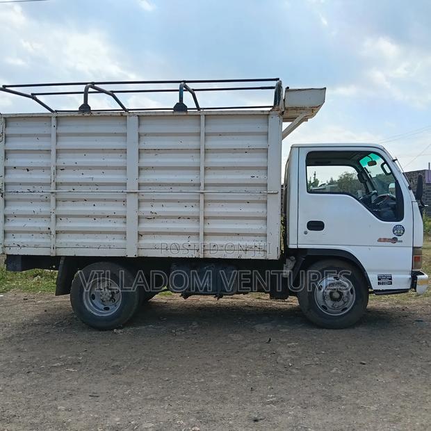 For Sale Isuzu Elf in Excellent Condition - thumbnail 3