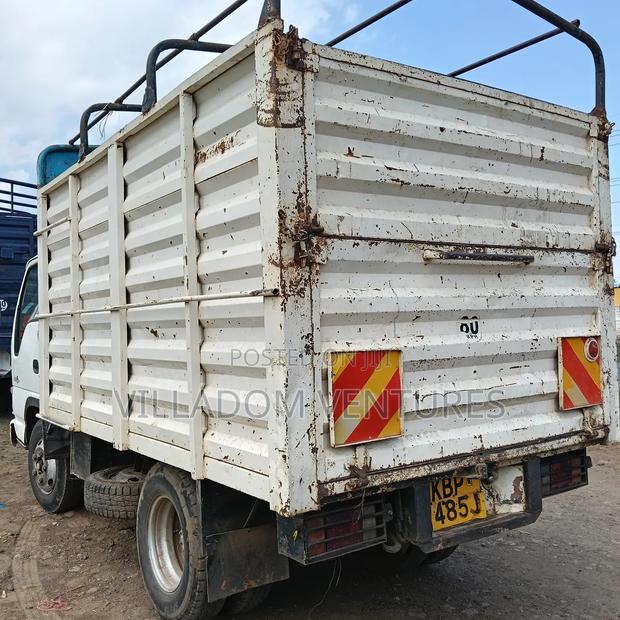 For Sale Isuzu Elf in Excellent Condition - thumbnail 4