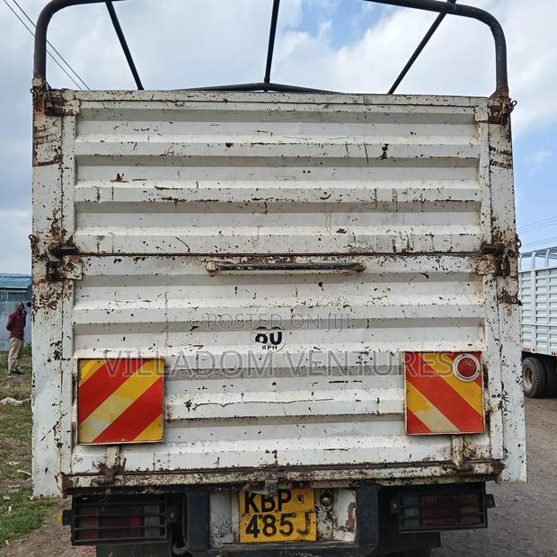 For Sale Isuzu Elf in Excellent Condition - thumbnail 2