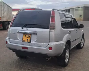 Nissan X-Trail 2004 Gray